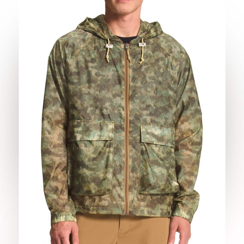 The North Face Men's Translucent Wind Hoodie Mltry Olv Stppld Cmo NWT perfect